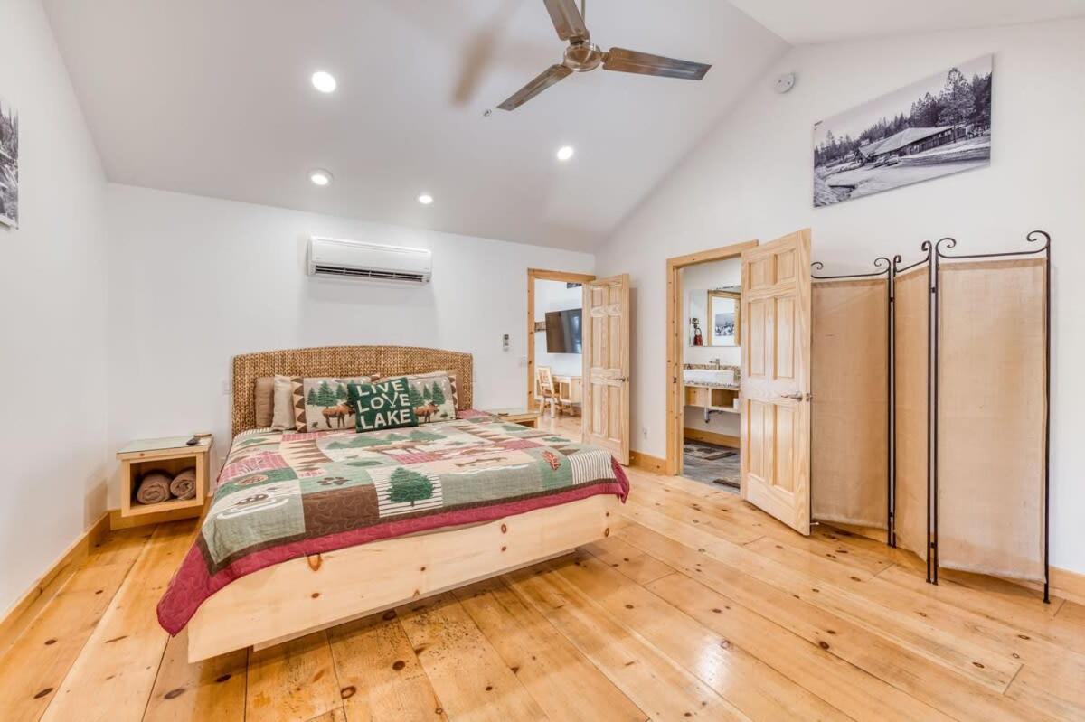 #3 Cottage Like Suite With Private Hot Tub Bass Lake Exterior foto