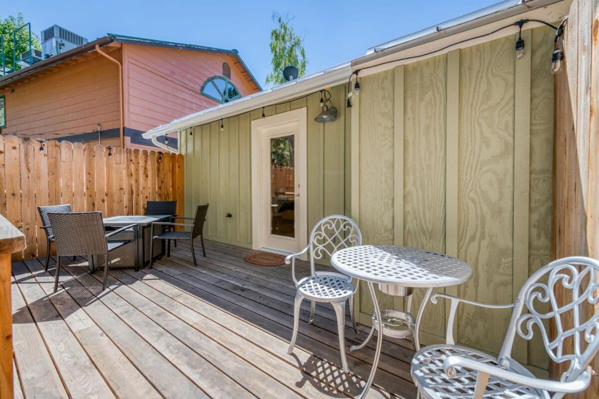 #3 Cottage Like Suite With Private Hot Tub Bass Lake Exterior foto